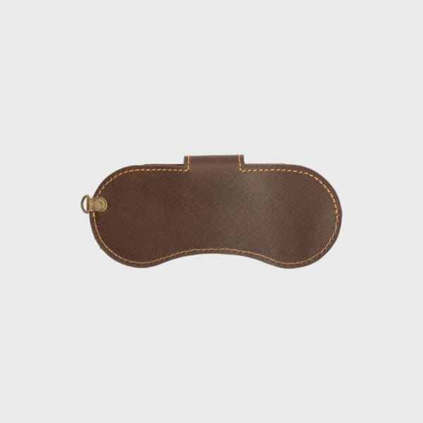03-lenon-back-brown-s