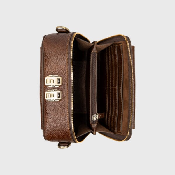 1-marlon-inside-brown-f