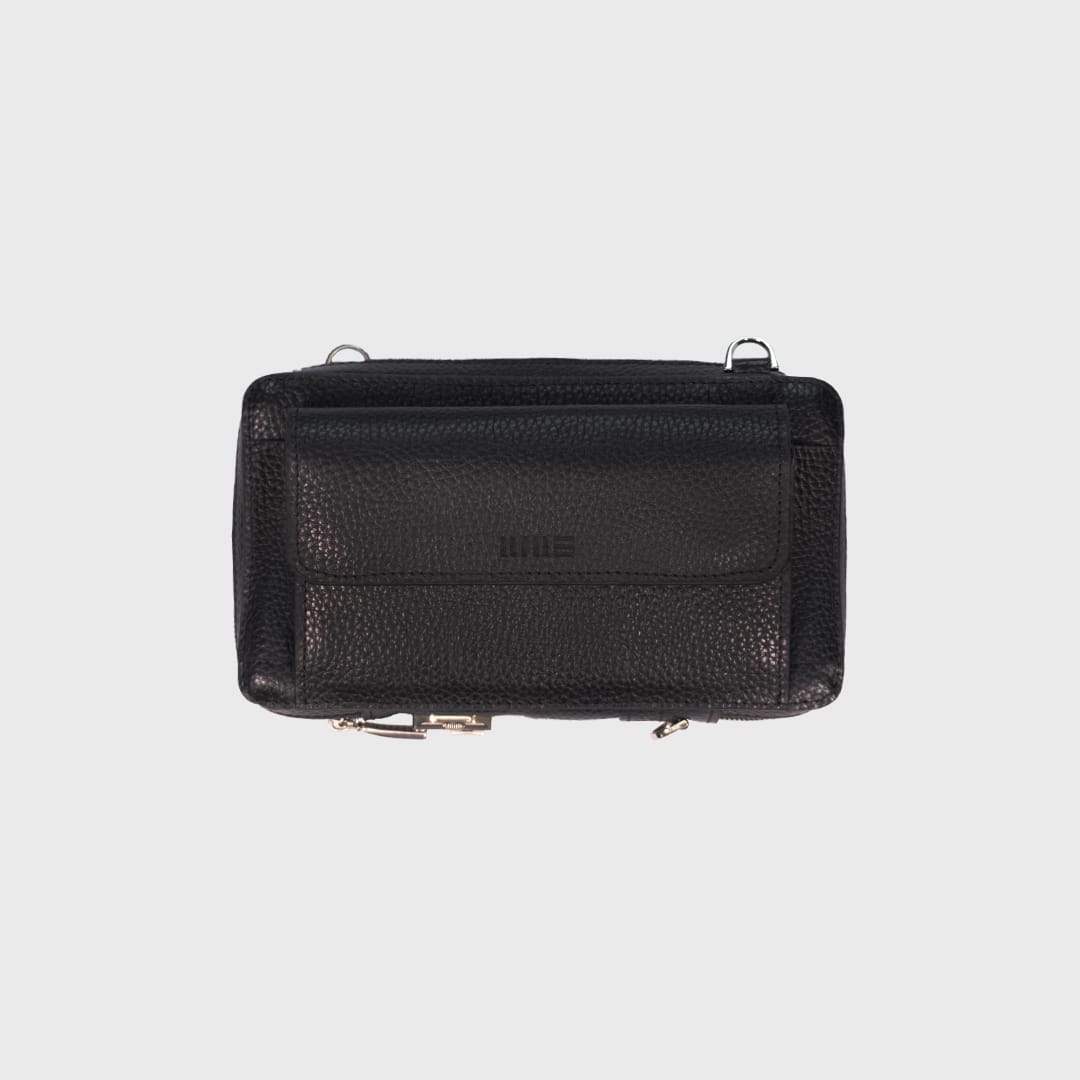 01-leon-front-black-f 01-leon-front-black-f